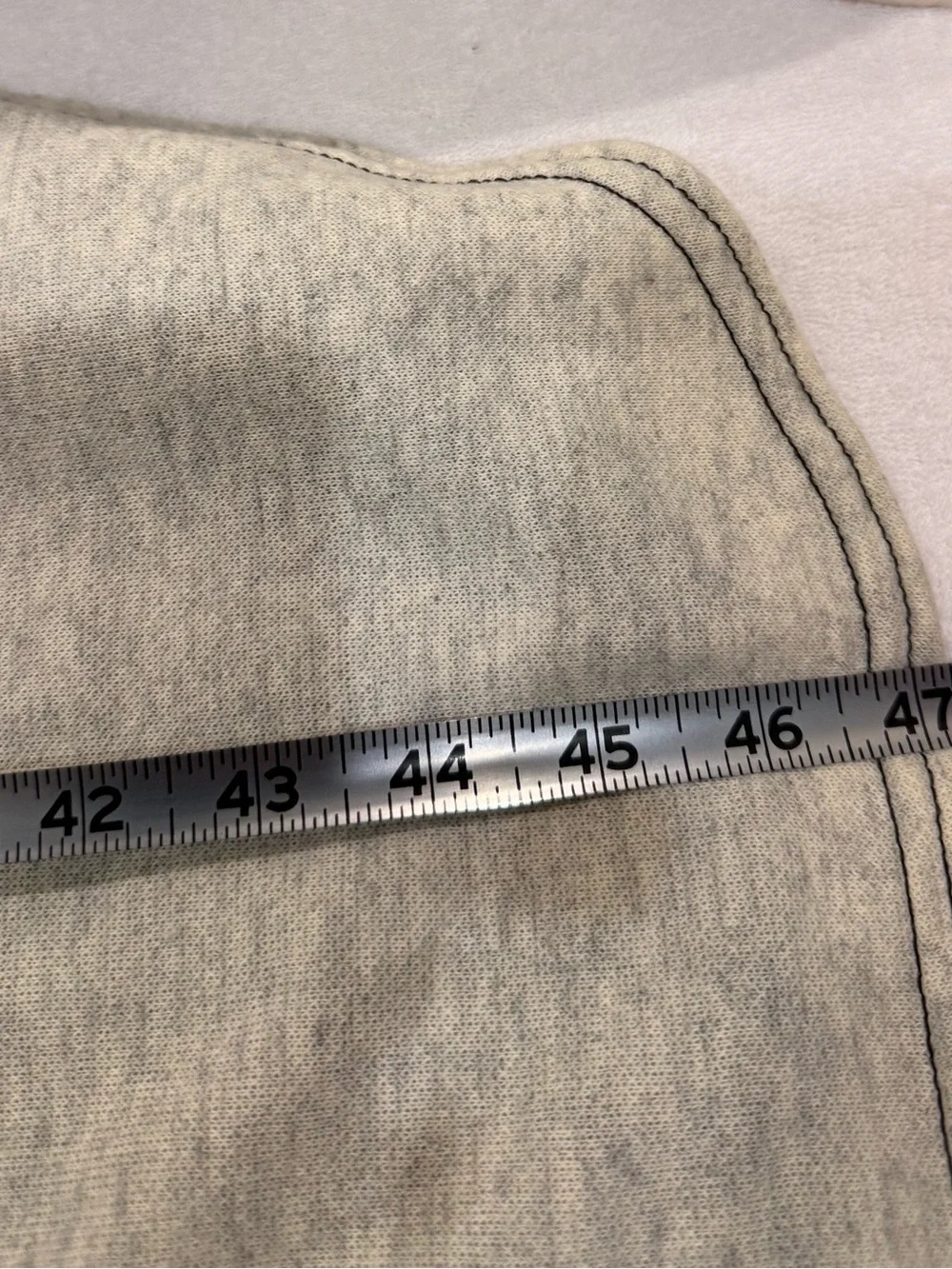 Kittens comfortable women’s